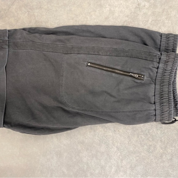 ATHLETA shorts SZ 10 - Picture 4 of 5